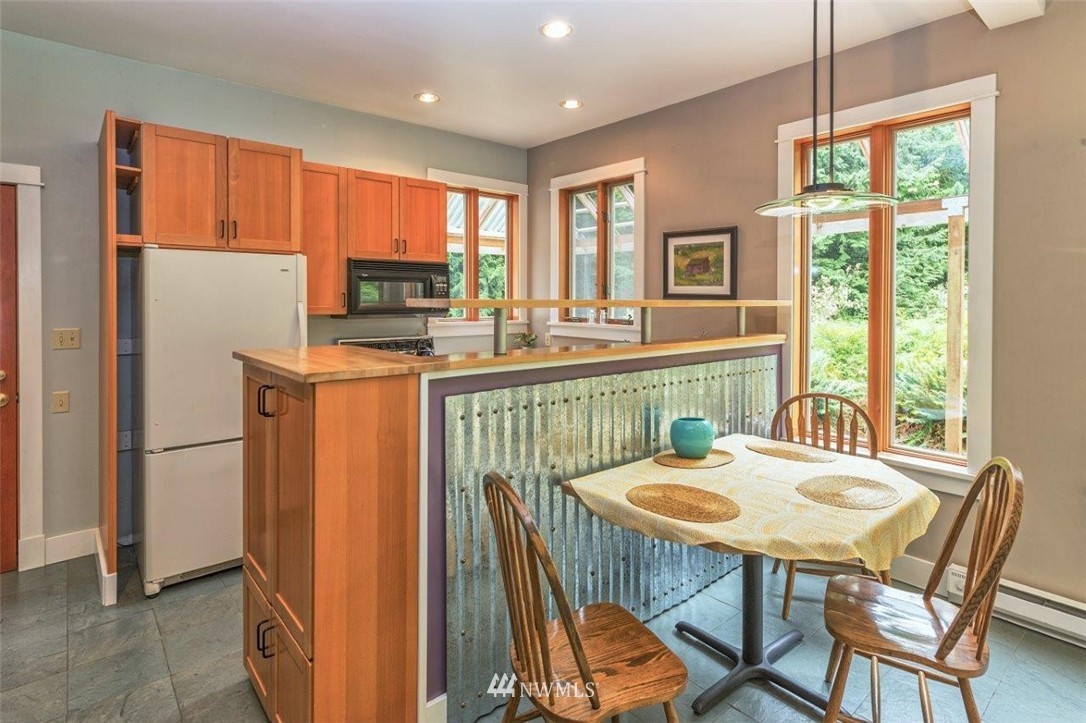1297 Van Trojan Road Chimacum, WA 98325 - Photo 14 of 25 Gallery Image 14