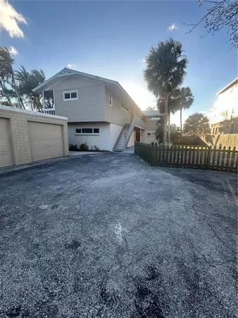 $1,800 | 7006 Midnight Pass Road, Unit 1, Sarasota, FL 34242