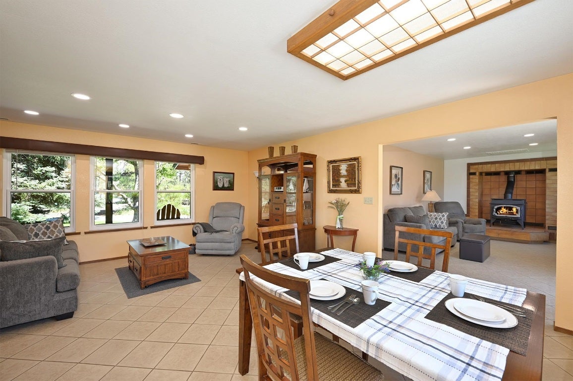 17855 Fisher Road Weed, CA 96094 - Photo 15 of 43 Gallery Image 15