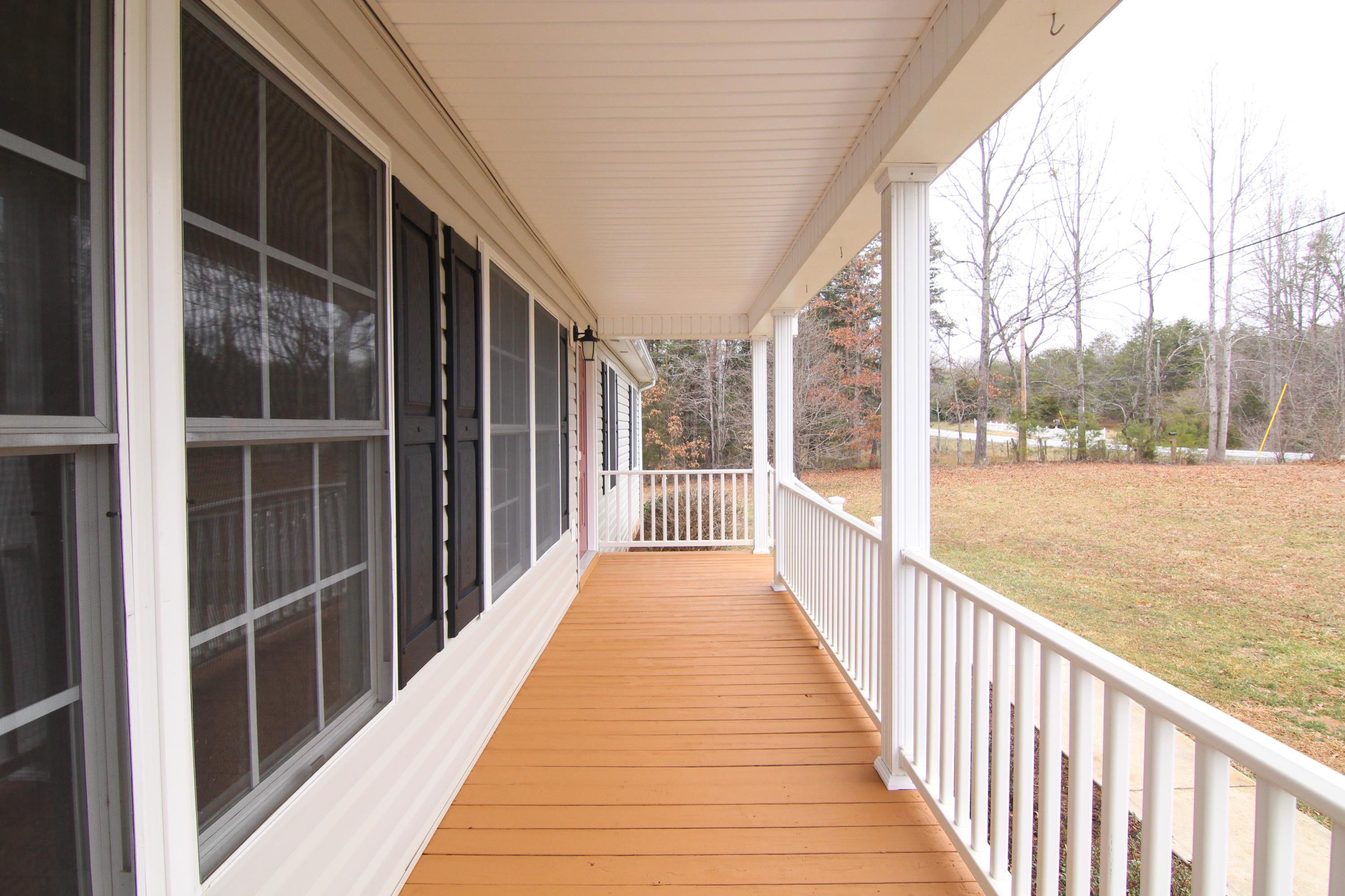5949 Hardy Road Hardy, VA 24101 - Photo 4 of 38 a view of a balcony
