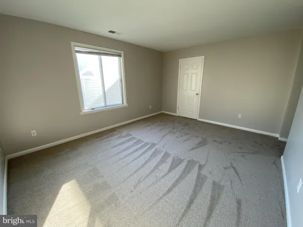 $6,300 | 1712 12th Street South, Arlington, VA 22204