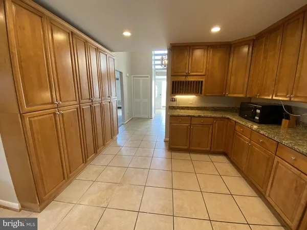 $6,300 | 1712 12th Street South, Arlington, VA 22204