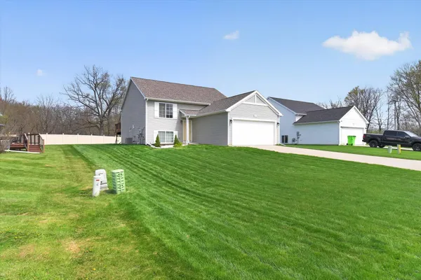 $329,900 | 603 Independence Avenue, Jackson, MI 49201