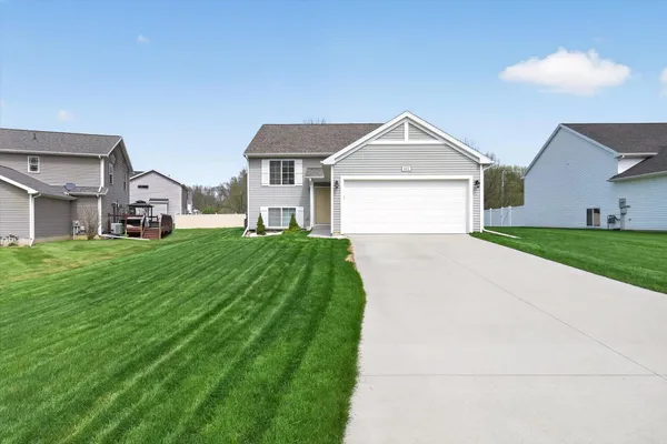 $329,900 | 603 Independence Avenue, Jackson, MI 49201