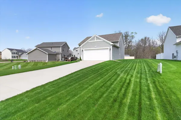 $329,900 | 603 Independence Avenue, Jackson, MI 49201