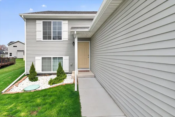 $329,900 | 603 Independence Avenue, Jackson, MI 49201