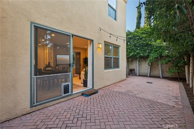 $1,479,000 | 57 Strawberry Grove, Irvine, CA 92620