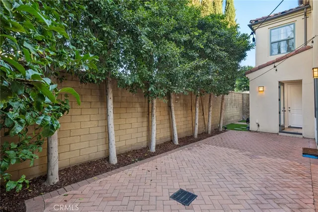 $1,479,000 | 57 Strawberry Grove, Irvine, CA 92620