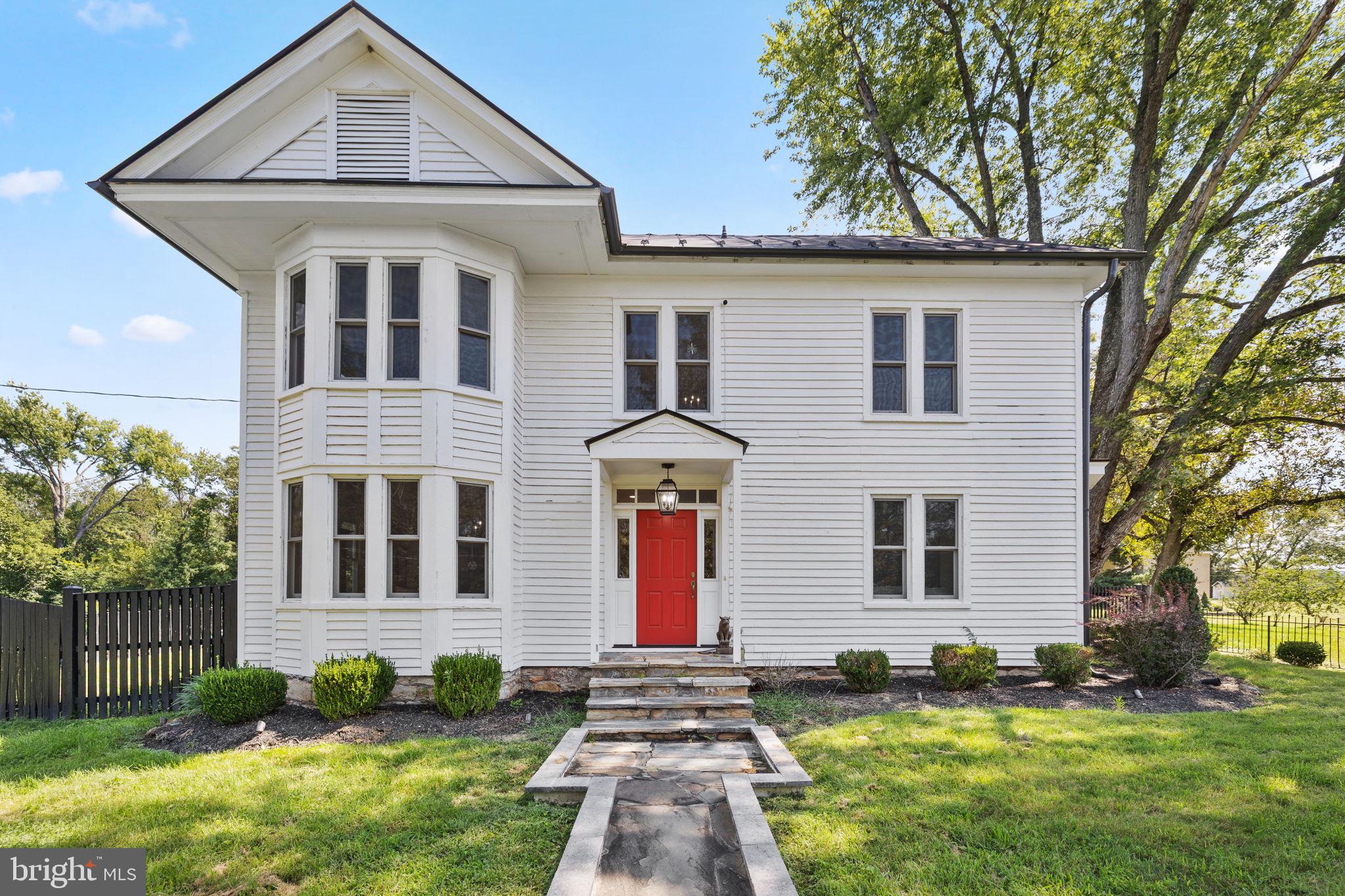 7021 Leeds Manor Road Marshall, VA 20115 - Photo 1 of 62 Gallery Image 1