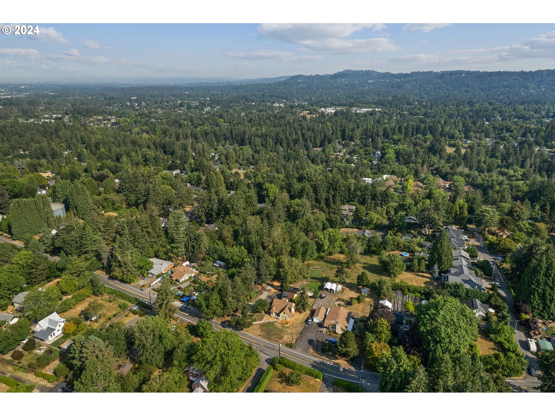 5857 Southwest Garden Home Road Portland, OR 97219 - Photo 12 of 12 Gallery Image 12