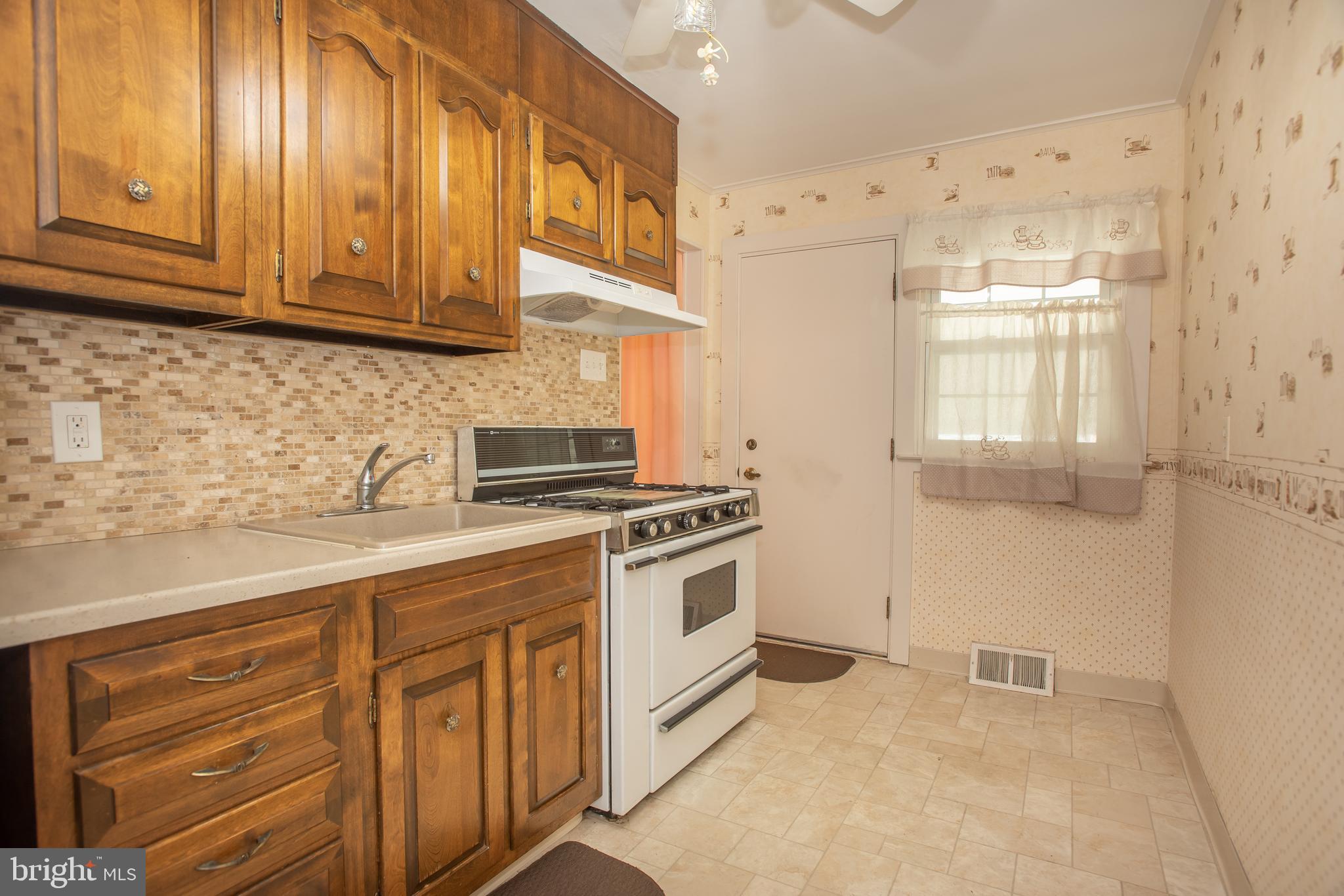 801 Hood Road Swarthmore, PA 19081 - Photo 7 of 17