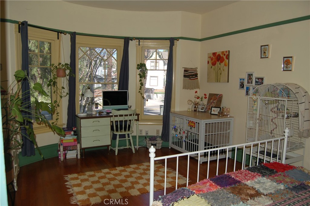 4160 Chestnut Street Riverside, CA 92501 - Photo 23 of 39 a view of a livingroom with furniture