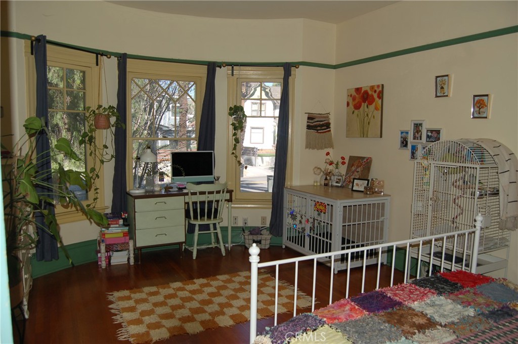 4160 Chestnut Street Riverside, CA 92501 - Photo 24 of 39 a view of a livingroom with furniture