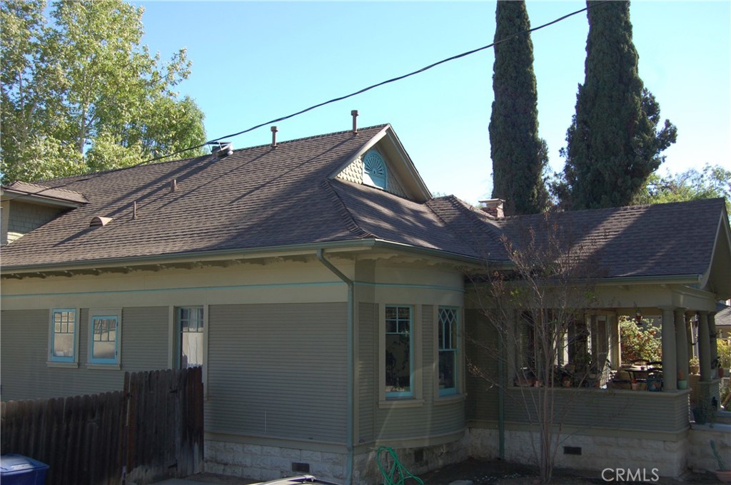 4160 Chestnut Street Riverside, CA 92501 - Photo 5 of 39 a view of a house with a street
