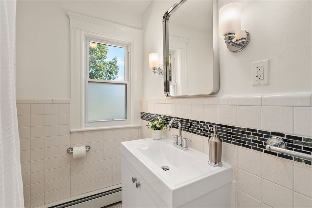 97 Watervale Road Medford, MA 02155 - Photo 24 of 36
