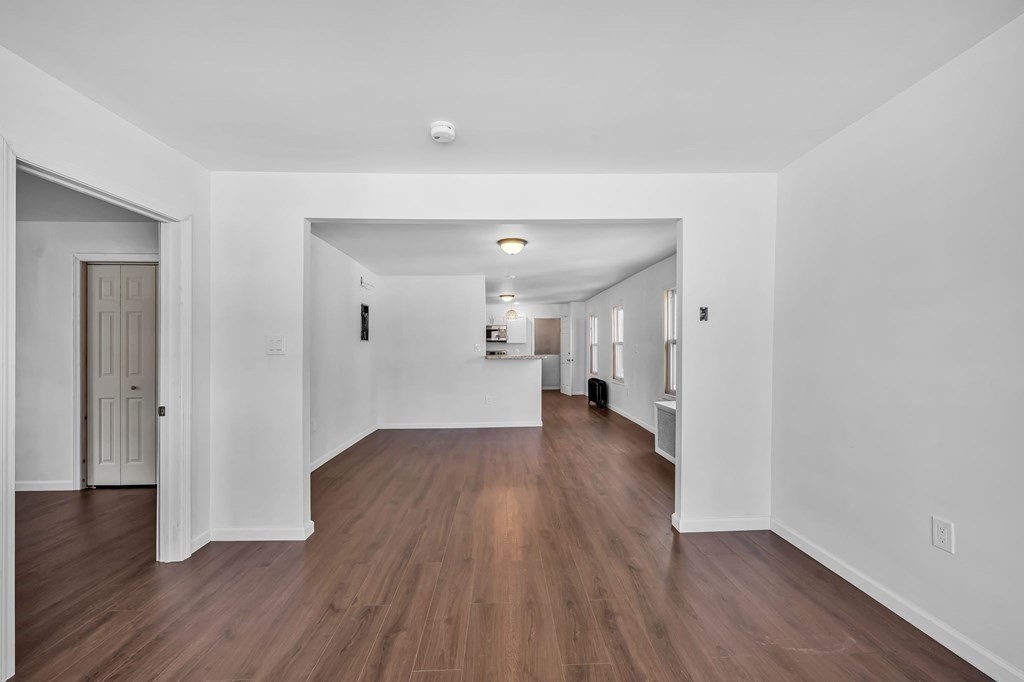 55-57 Bloomfield Street Springfield, MA 01108 - Photo 12 of 41 Gallery Image 12