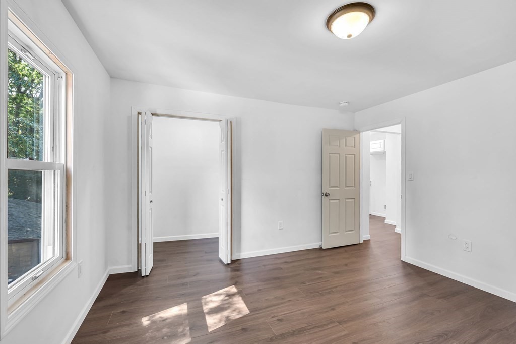 55-57 Bloomfield Street Springfield, MA 01108 - Photo 17 of 41 Gallery Image 17