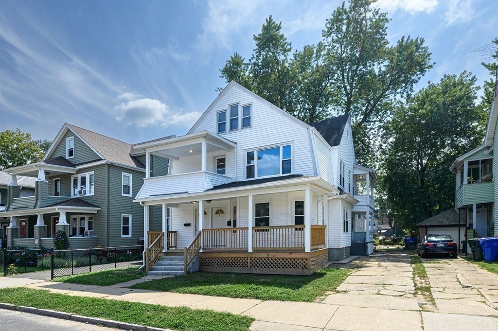 55-57 Bloomfield Street Springfield, MA 01108 - Photo 3 of 41 Gallery Image 3