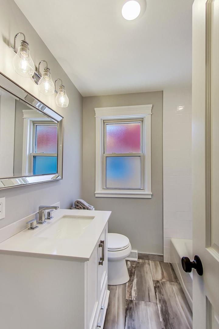 757 Fairfield Avenue Elmhurst, IL 60126 - Photo 13 of 30