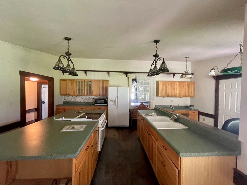616 Stillwell Road Draper, VA 24324 - Photo 5 of 33 Gallery Image 5