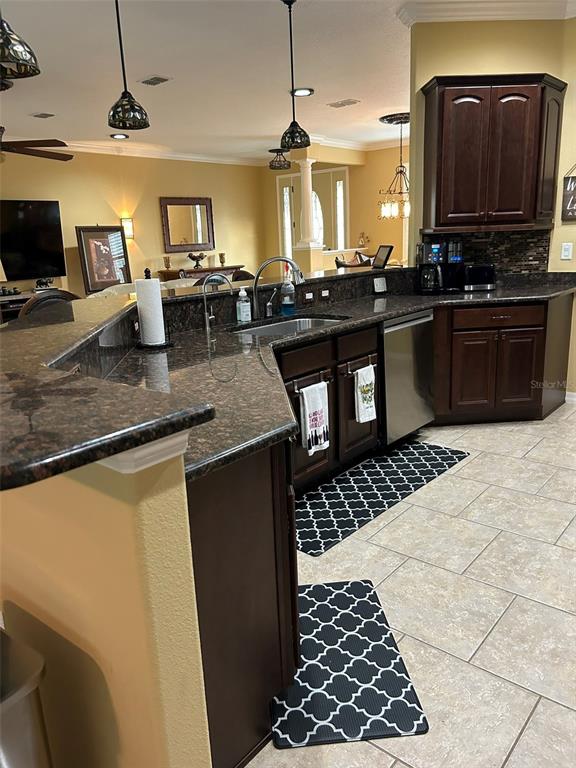 8979 Southwest 86th Loop Ocala, FL 34481 - Photo 4 of 22