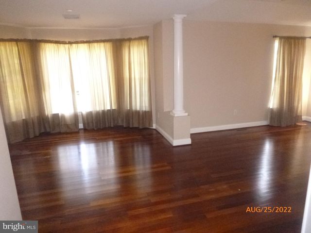 $652,500 | 421 Baileys Run Lane, Springfield, PA 19064