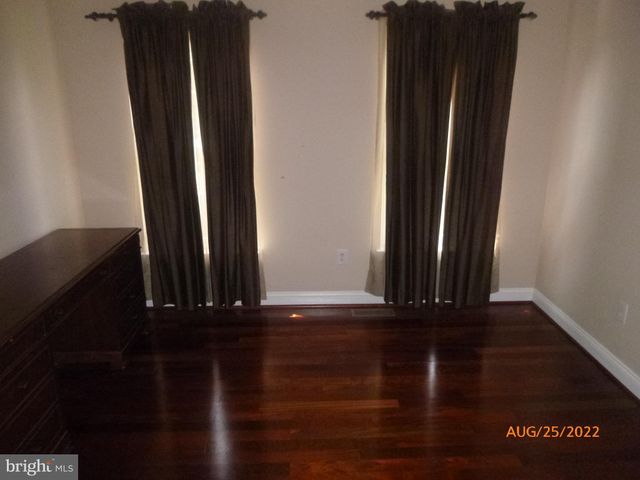 $652,500 | 421 Baileys Run Lane, Springfield, PA 19064