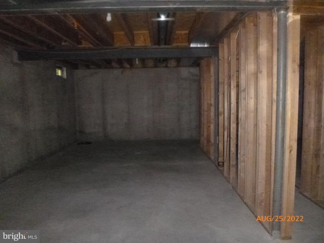 $652,500 | 421 Baileys Run Lane, Springfield, PA 19064