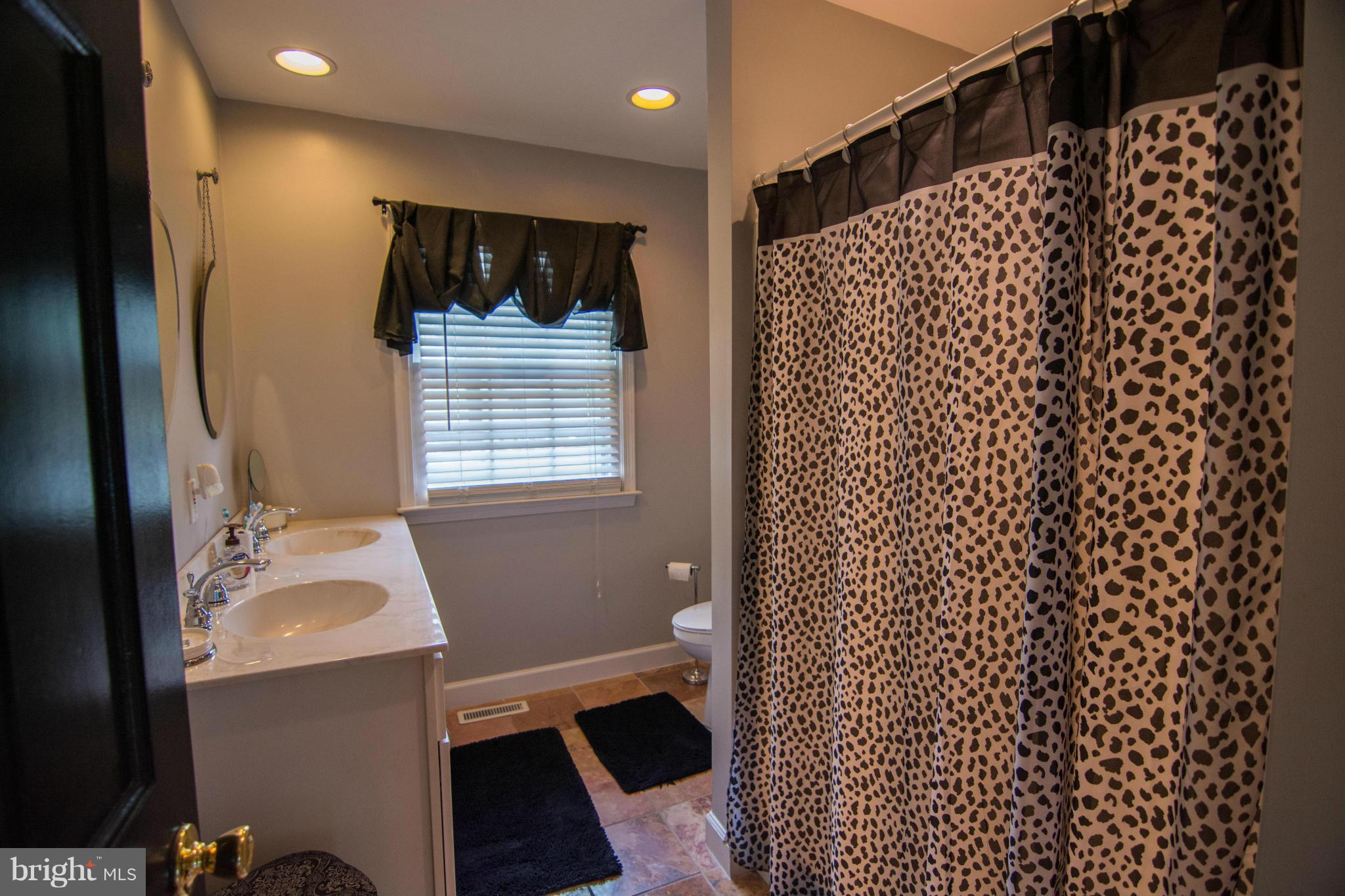 700 Appomattox Road West Davidsonville, MD 21035 - Photo 22 of 30 Bath
