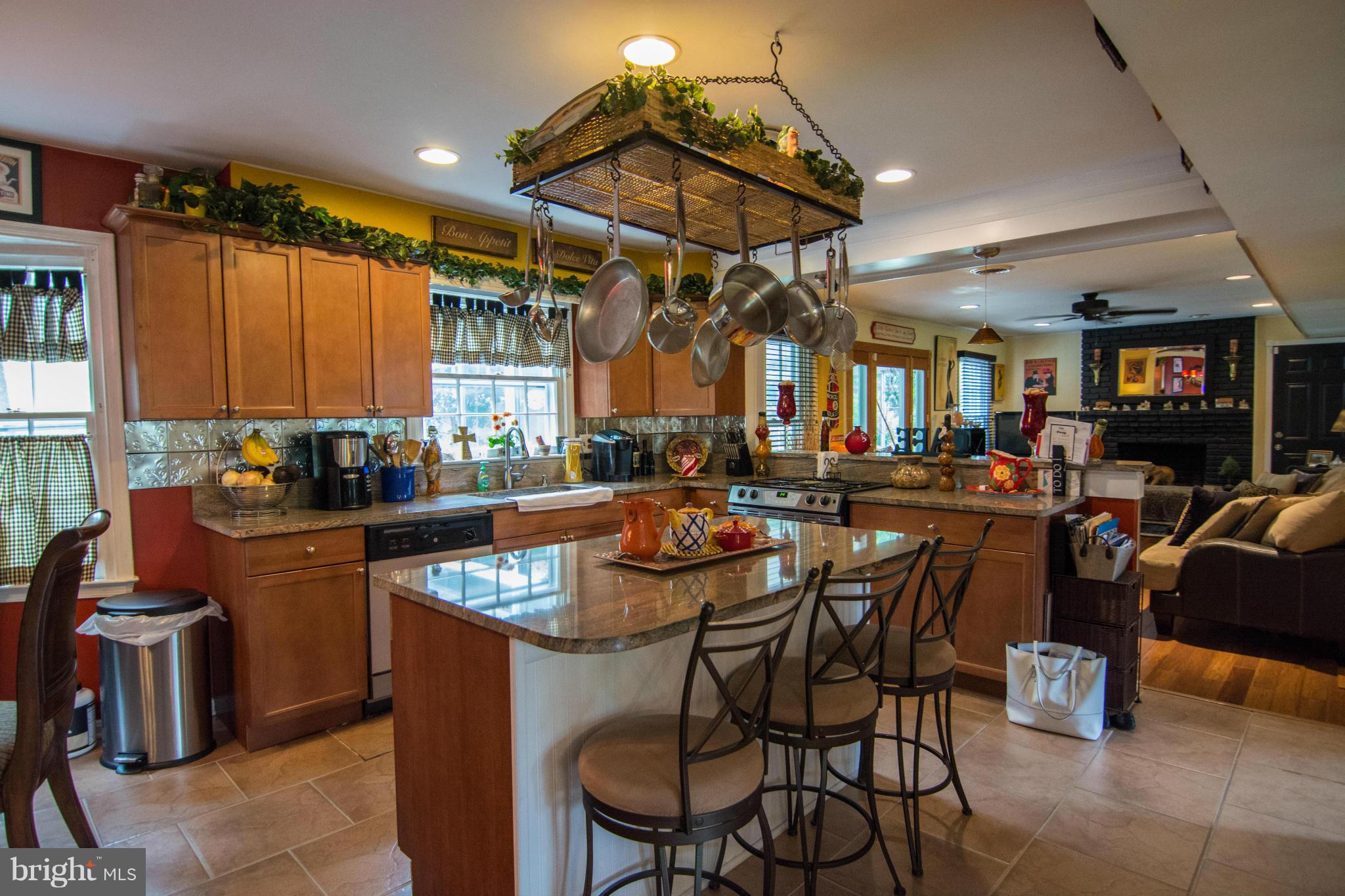 700 Appomattox Road West Davidsonville, MD 21035 - Photo 10 of 30 Kitchen