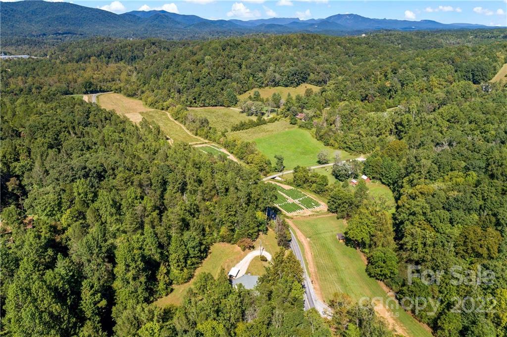 1380 Henry Mc Call Road Marion, NC 28752 - Photo 33 of 33 Gallery Image 33
