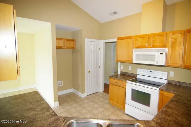 $2,000 | 3321 Langston Boulevard, Winterville, NC 28590