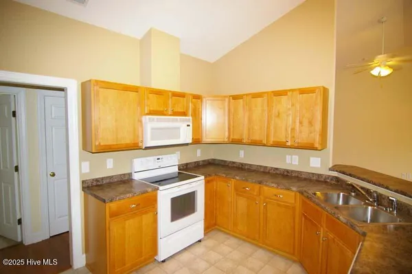 $1,900 | 3321 Langston Boulevard, Winterville, NC 28590