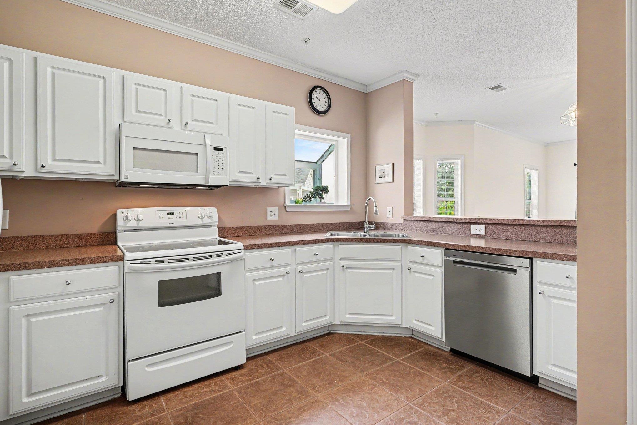 1505 Lanterns Rest Road, Unit 201 Myrtle Beach, SC 29579 - Photo 6 of 34