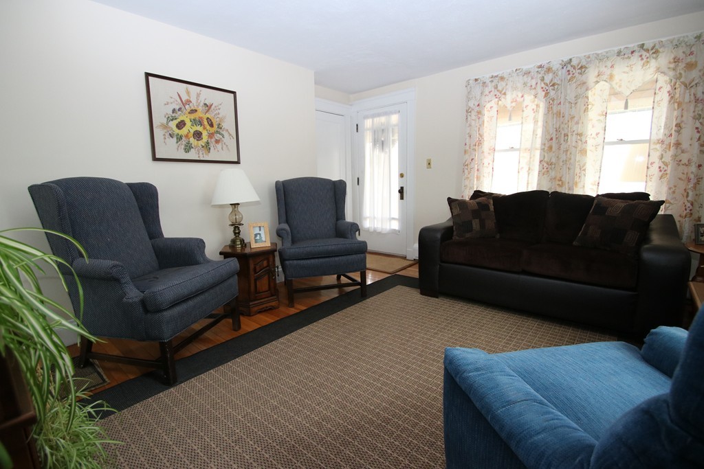 12 Norman Road Saugus, MA 01906 - Photo 8 of 27 Gallery Image 8
