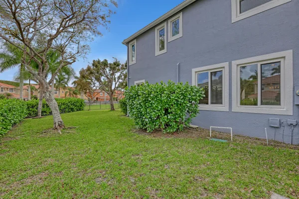 $749,900 | 9022 Dupont Place, Wellington, FL 33414