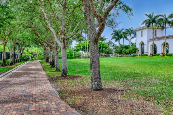 $749,900 | 9022 Dupont Place, Wellington, FL 33414