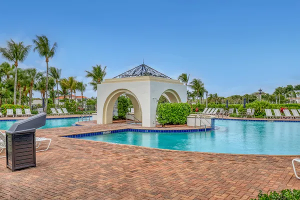 $749,900 | 9022 Dupont Place, Wellington, FL 33414
