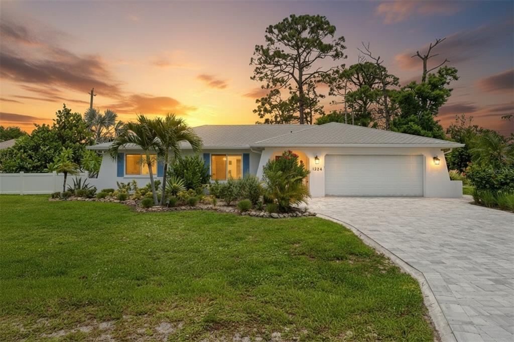 1024 Horizon Road Venice, FL 34293 - Photo 1 of 39