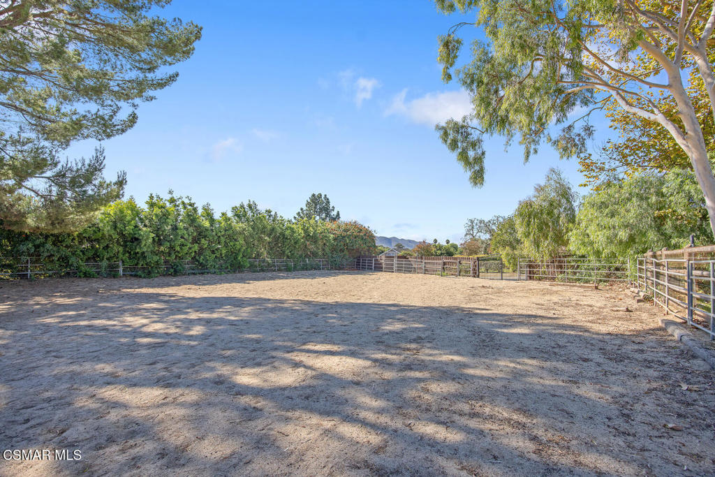 11316 Barranca Road Camarillo, CA 93012 - Photo 39 of 44 a view of a yard and mountain view