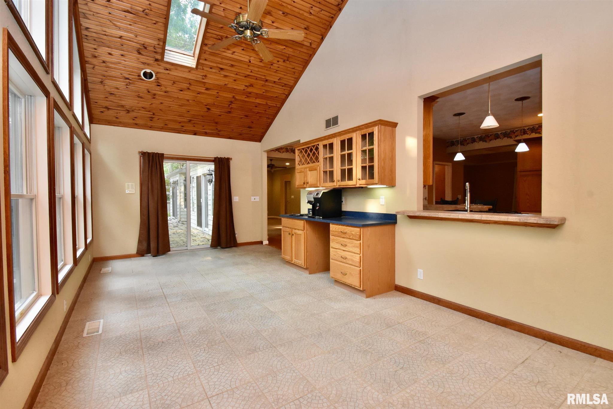 1432 West Grandridge Court Dunlap, IL 61525 - Photo 9 of 50