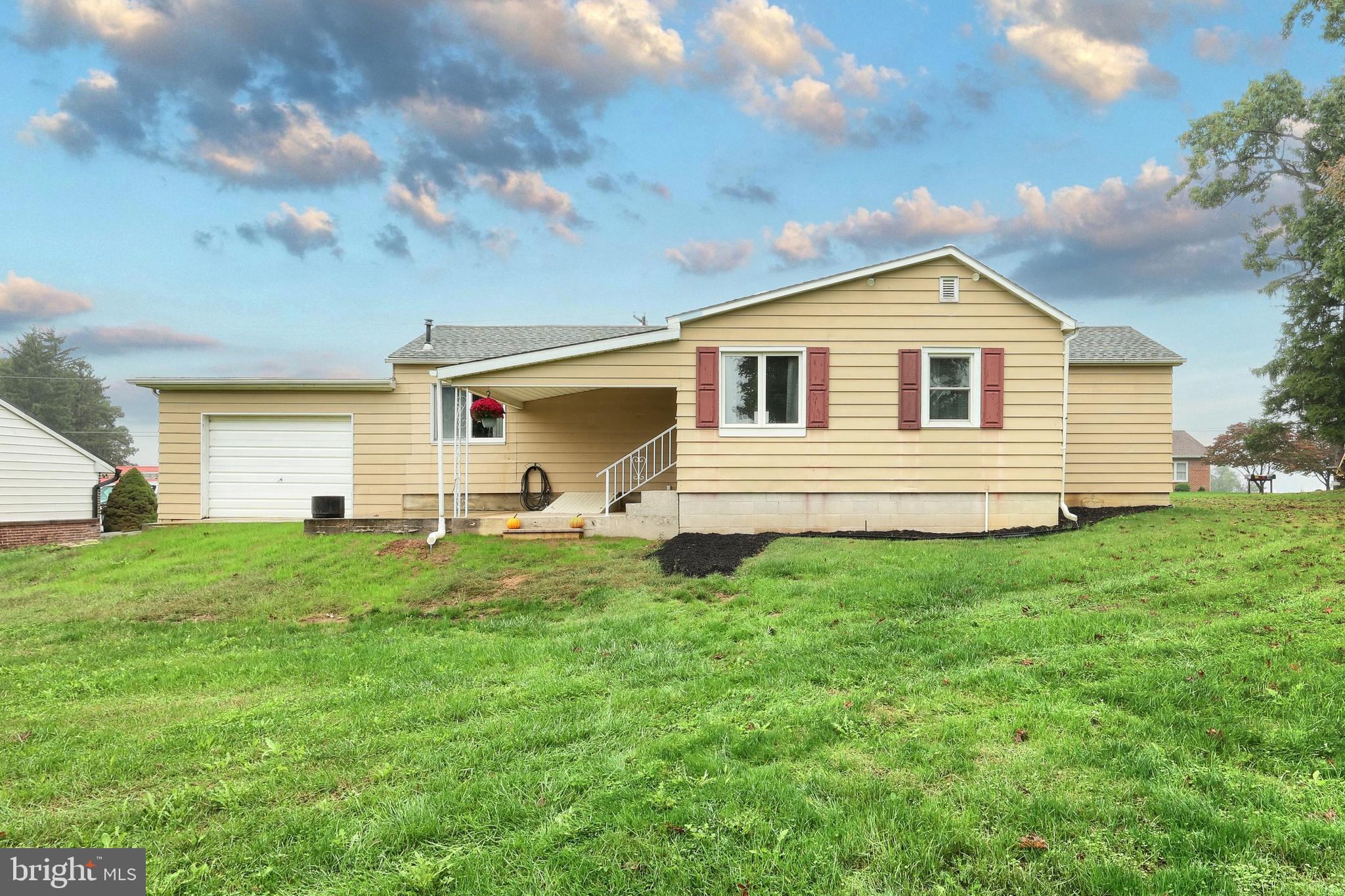 5610 Lischeys Church Road Spring Grove, PA 17362 - Photo 6 of 37