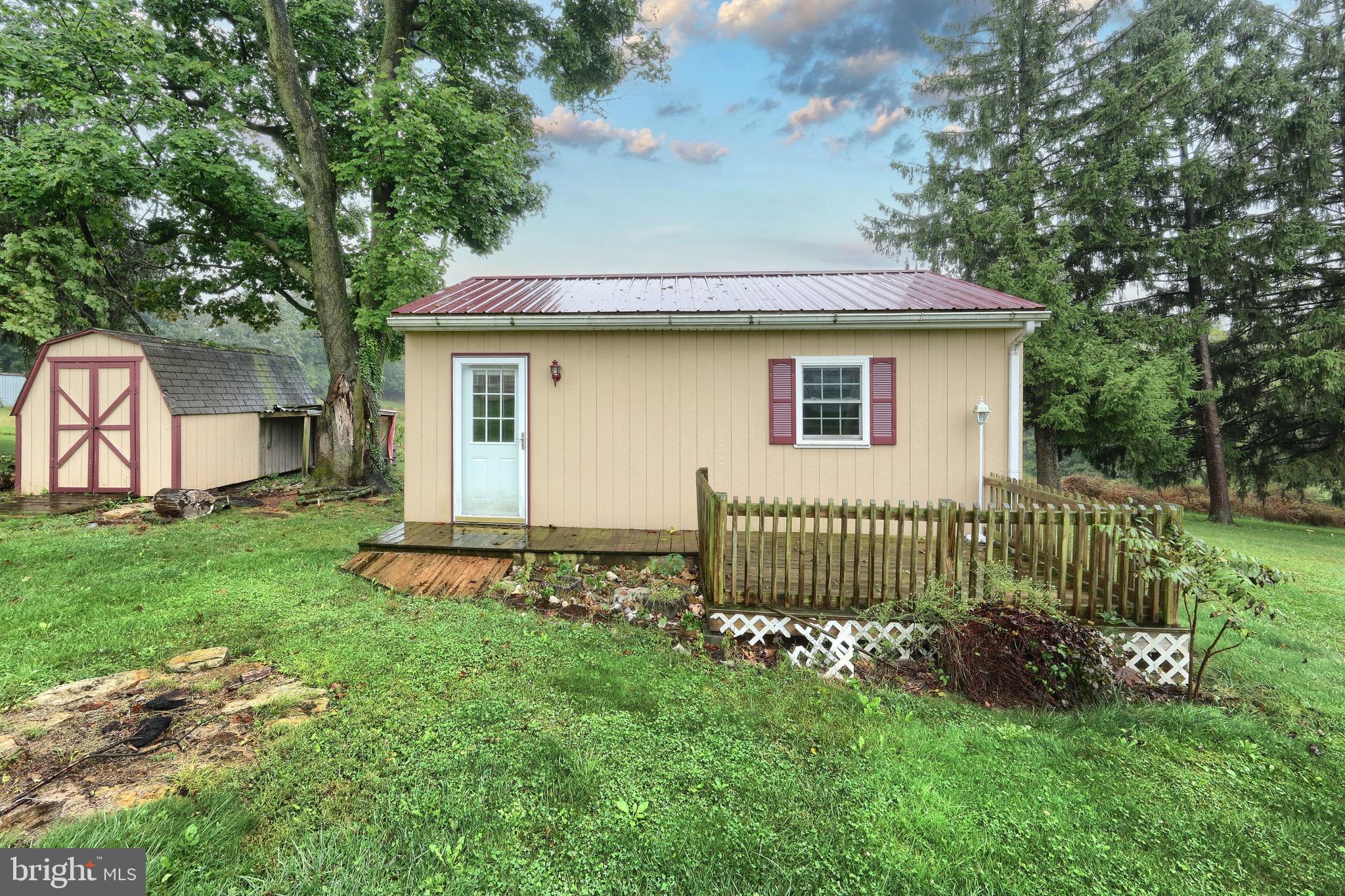 5610 Lischeys Church Road Spring Grove, PA 17362 - Photo 8 of 37