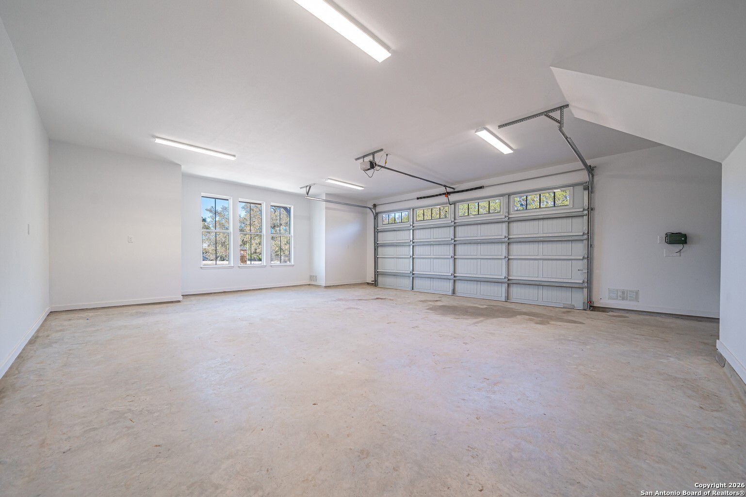 2152 Palomino Bandera, TX 78003 - Photo 29 of 36