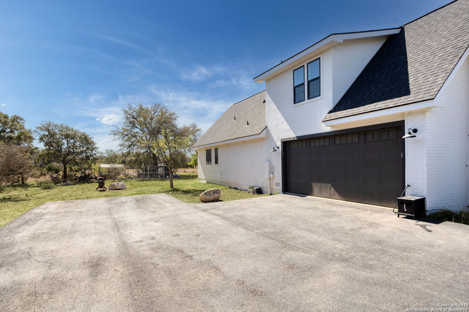 2152 Palomino Bandera, TX 78003 - Photo 30 of 36