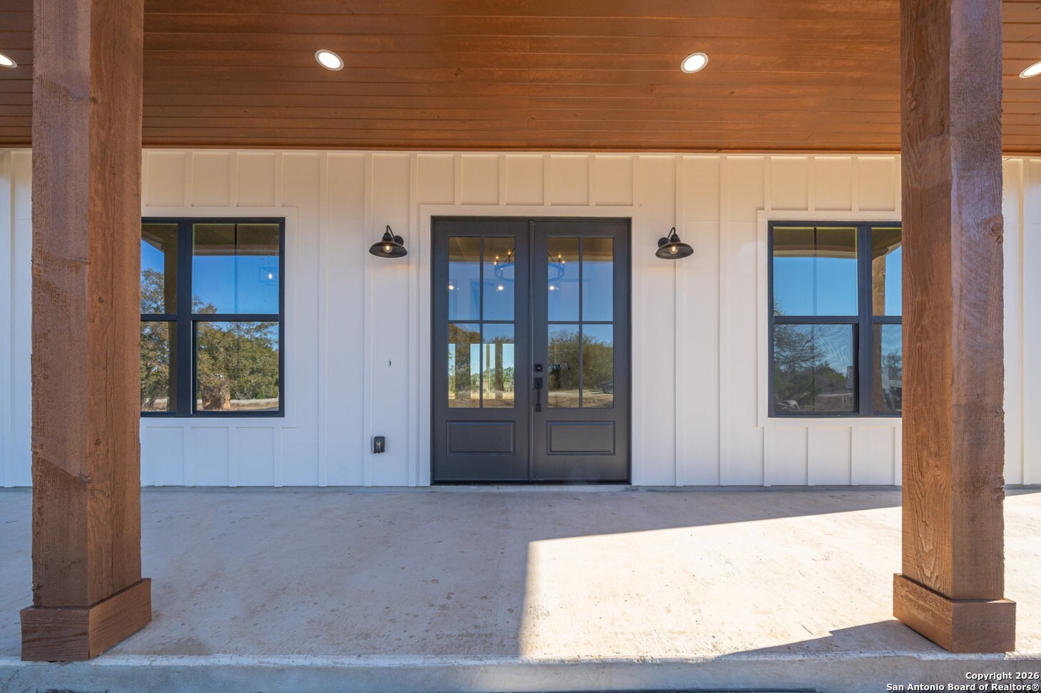 2152 Palomino Bandera, TX 78003 - Photo 3 of 36