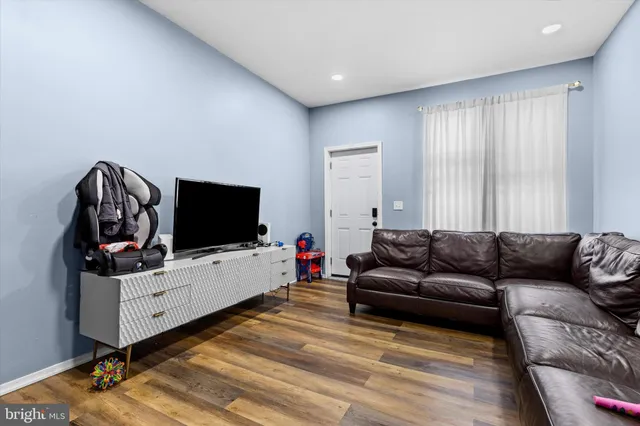 $180,000 | 826 South Beaver Street, York, PA 17403