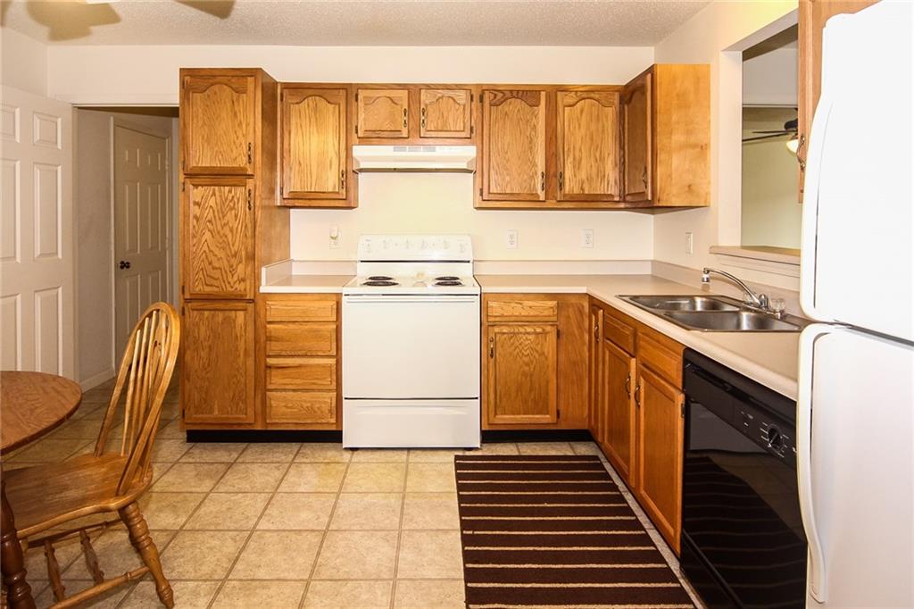 10894 Ravelle Road Indianapolis, IN 46234 - Photo 6 of 21