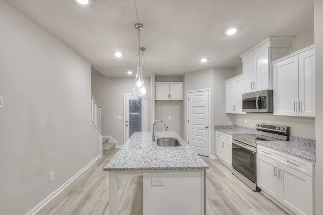 $382,900 | 44 North Fork Branch Road, Normandy, TN 37360