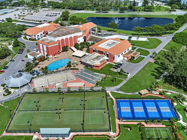 $225,000 | 3025 Newport H, Deerfield Beach, FL 33442